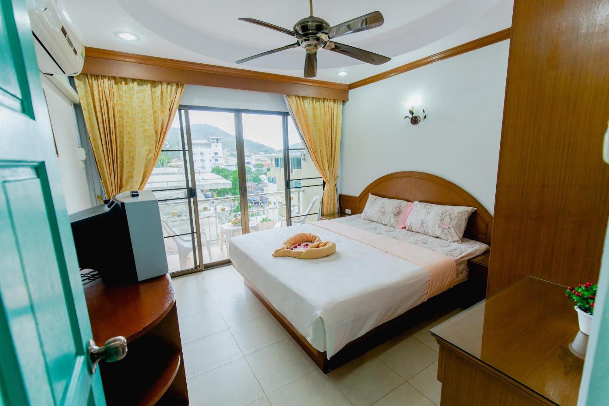 Rk Guesthouse Patong Esterno foto