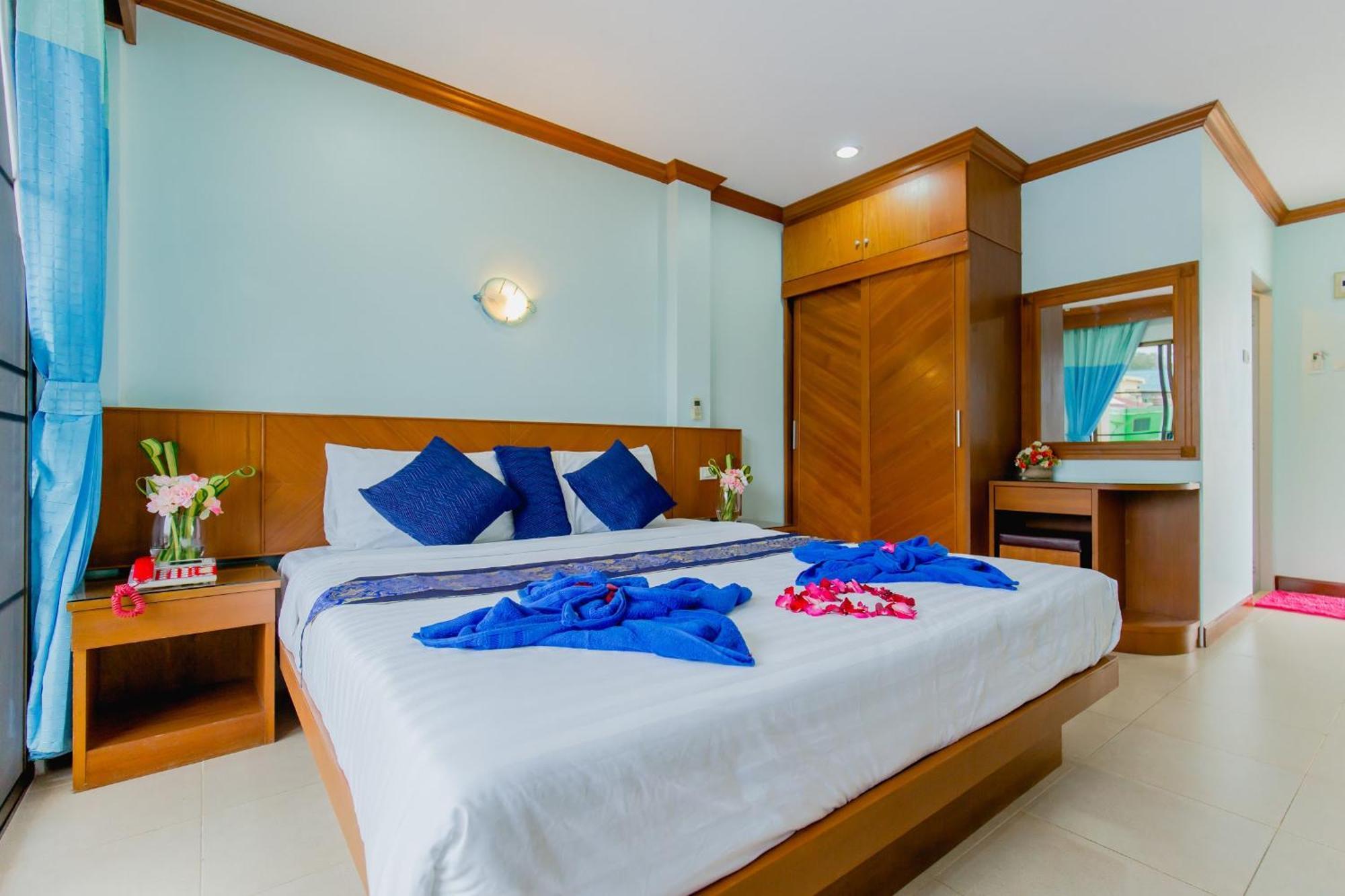 Rk Guesthouse Patong Esterno foto