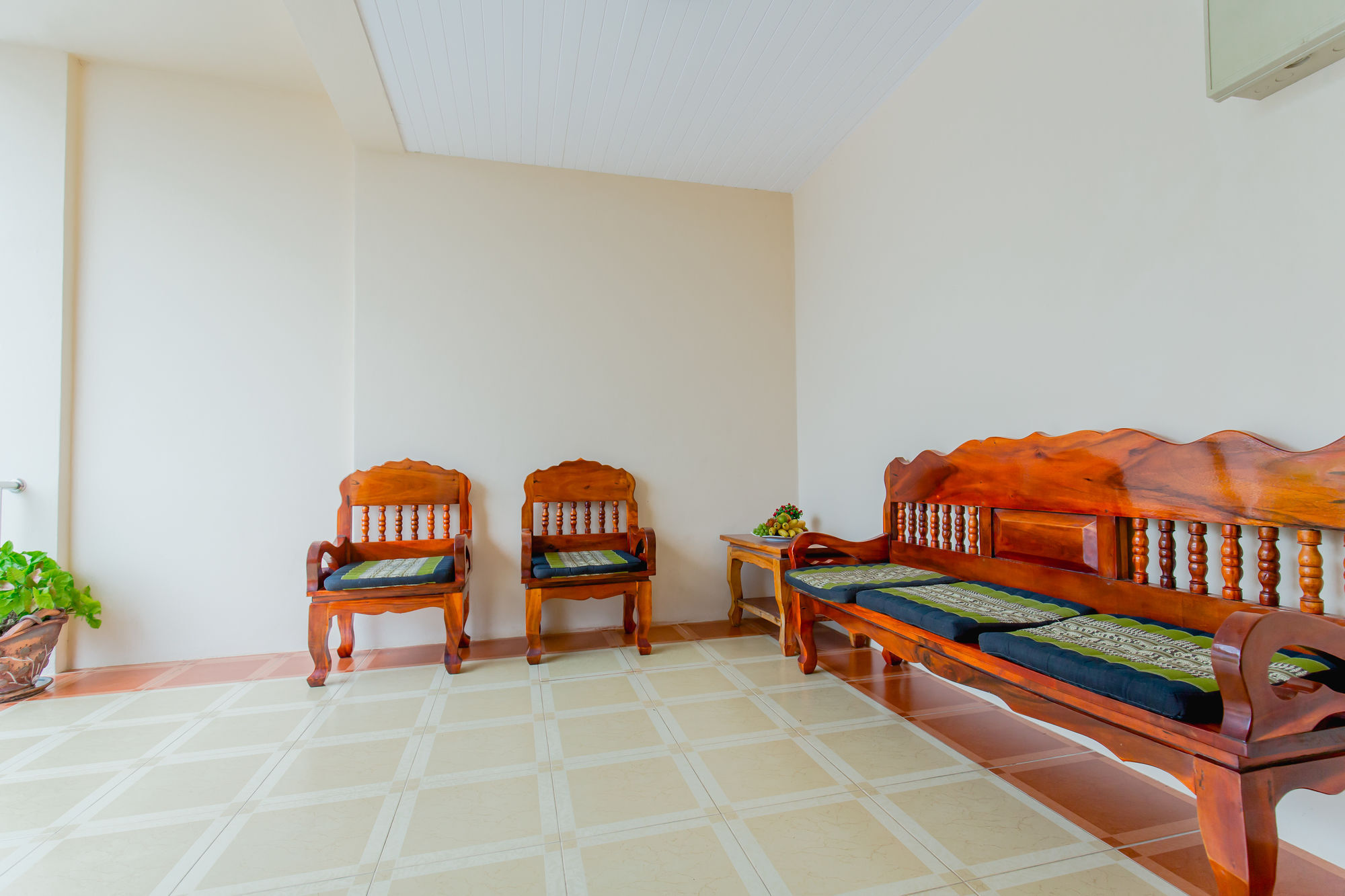 Rk Guesthouse Patong Esterno foto